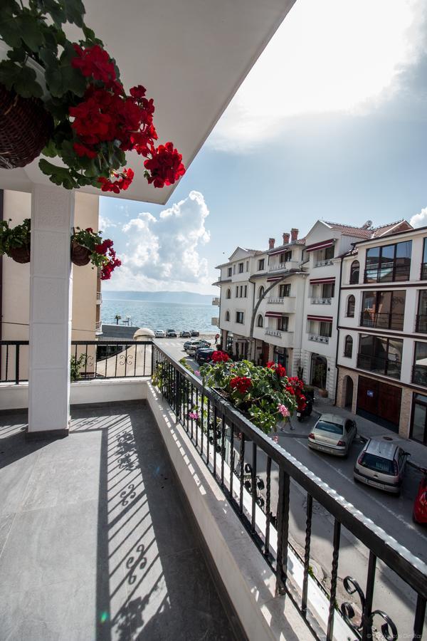 Villa Dudan Lakeview オフリド エクステリア 写真